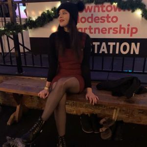 Meet your Posher, Alejandra